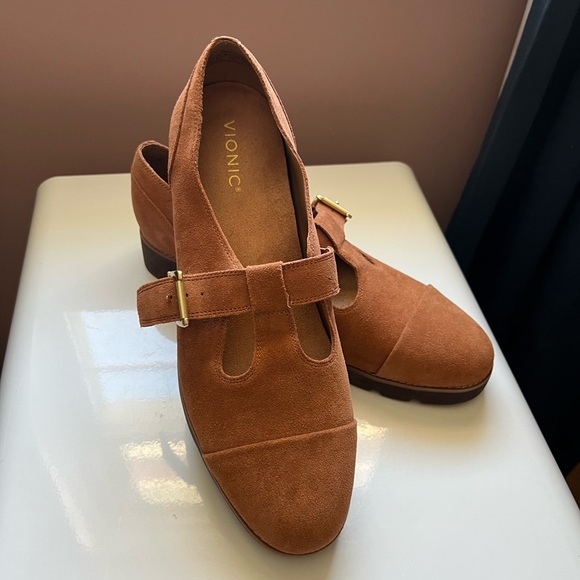 Vionic Shoes - Vionic Women's Tan Suede Carmen Mary Jane